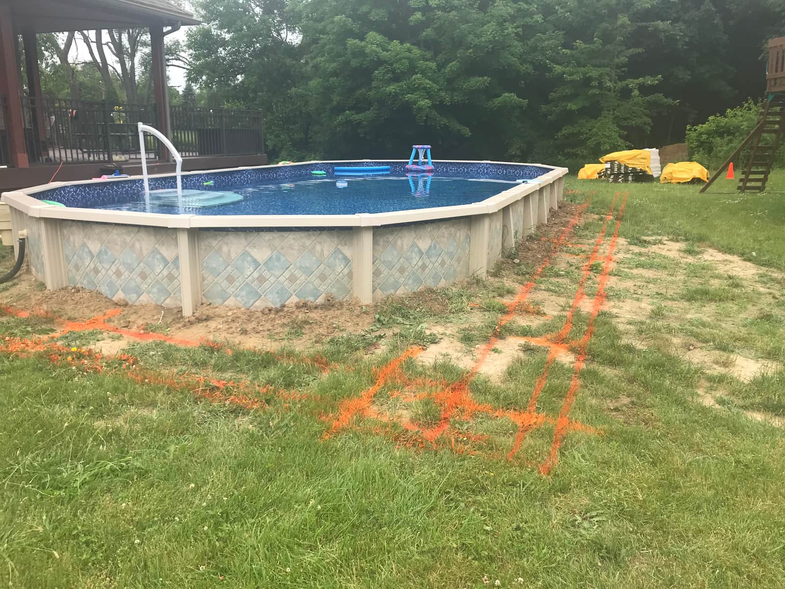 Davisburg Pool Deck — Before